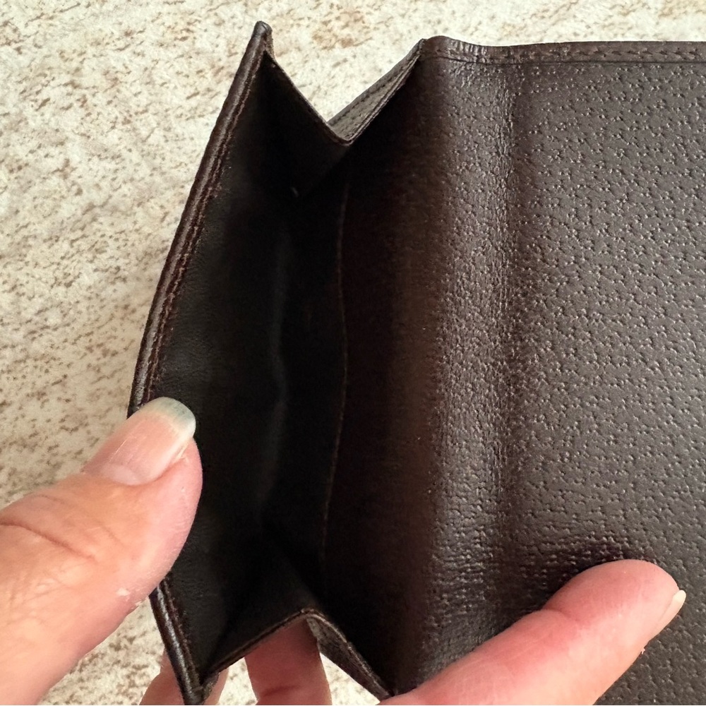 Authentic Gucci Wallet - Picture 7 of 11
